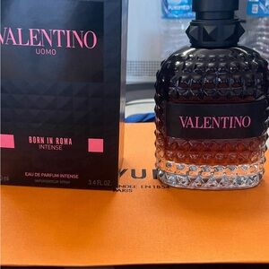 Valentino Uomo Intense Black and Pink Bottle